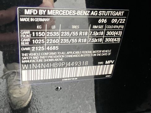 Certified 2023 Mercedes-Benz GLA 250 4MATIC w/ Premium Package image 37