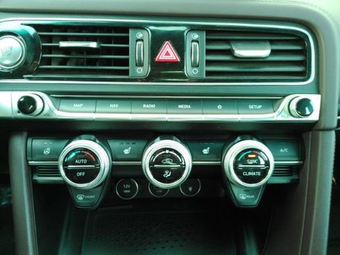 Used 2022 Genesis G70 2.0T w/ Prestige Package image 44