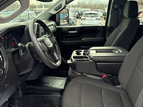 Used 2025 GMC Sierra 2500 Pro image 15