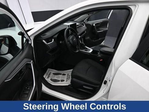 Used 2023 Toyota RAV4 LE image 19