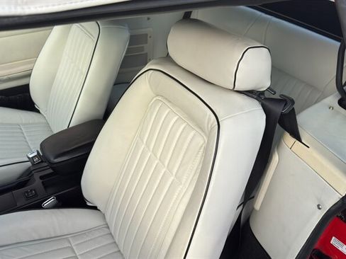 Used 1992 Ford Mustang LX RWD image 19