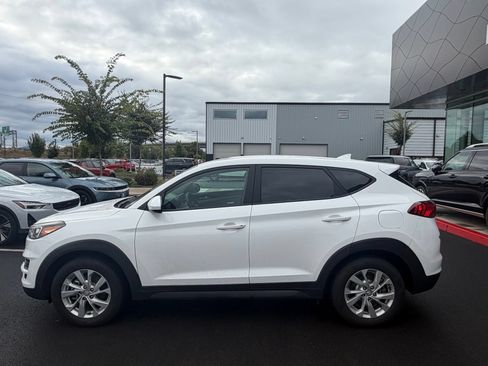 Used 2019 Hyundai Tucson SE w/ Cargo Package AWD/4WD image 2