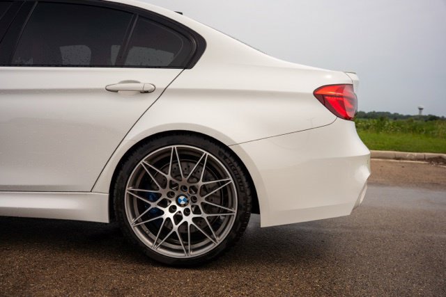 Used 2018 BMW M3 RWD image 11