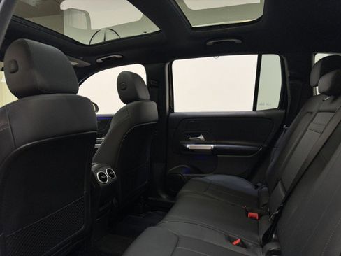 Certified 2025 Mercedes-Benz GLB 250 image 14