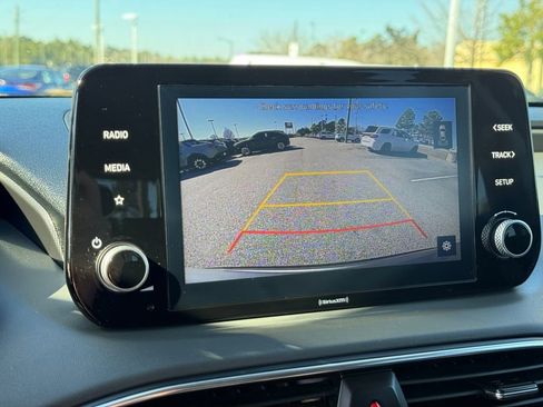 Used 2021 Hyundai Santa Fe SEL image 18