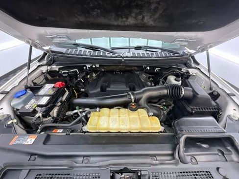 Used 2018 Ford Expedition Max Limited AWD/4WD image 25