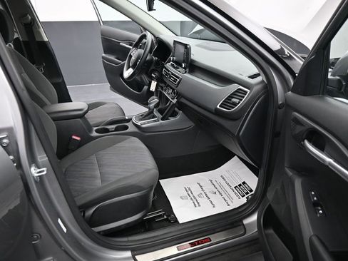 Used 2023 Kia Seltos LX image 25