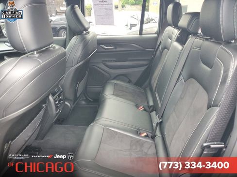 Certified 2024 Jeep Grand Cherokee Altitude AWD/4WD image 11