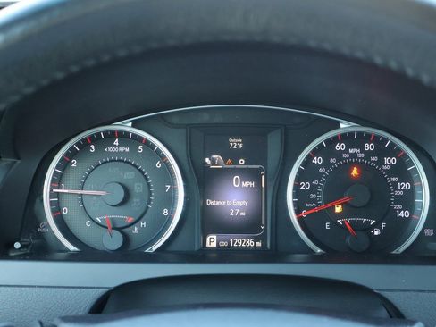 Used 2017 Toyota Camry SE image 23