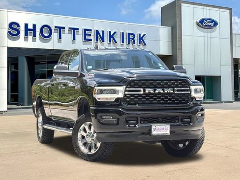 Used 2022 RAM 2500 Lone Star w/ Level C Equiment Group AWD/4WD image 1