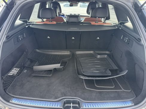 Used 2026 Mercedes-Benz GLC 300 4MATIC image 8