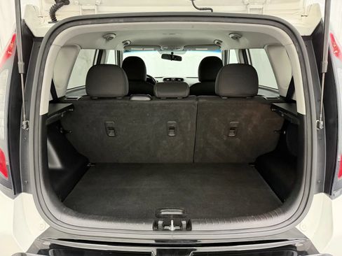 Used 2016 Kia Soul + w/ Audio Package FWD image 26