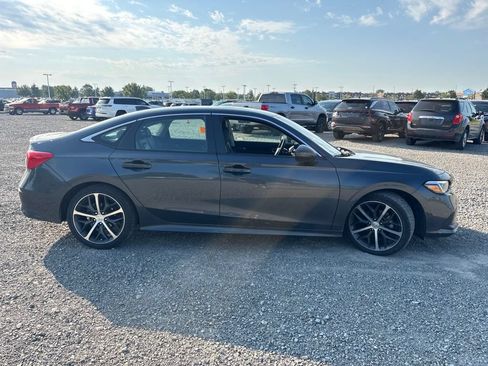 Used 2024 Honda Civic Touring image 12