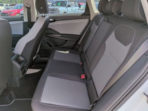 Used 2024 Volkswagen Taos S AWD/4WD image 6
