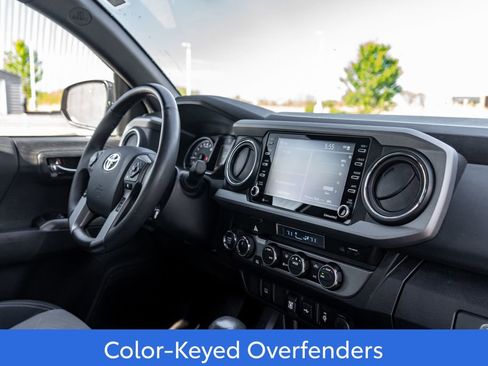 Used 2023 Toyota Tacoma TRD Sport AWD/4WD image 11