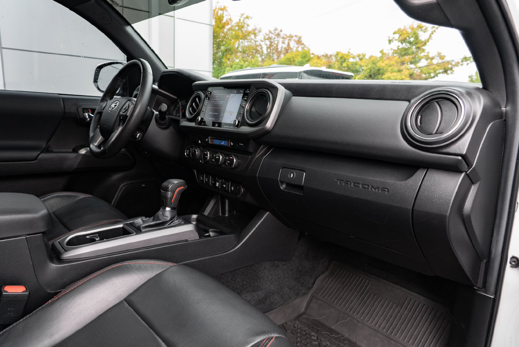 Used 2022 Toyota Tacoma TRD Pro AWD/4WD image 34