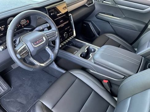 Used 2026 GMC Acadia Elevation w/ Black Edition FWD image 10