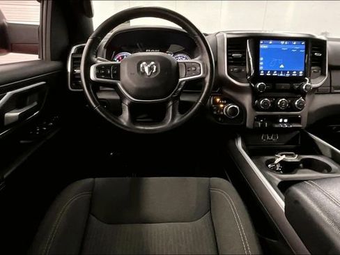 Used 2022 RAM 1500 Big Horn AWD/4WD image 6