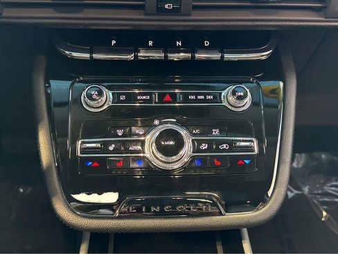 Used 2022 Lincoln Corsair Reserve w/ Equipment Group 201A image 23