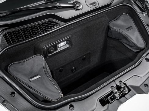 Used 2023 Lamborghini Huracan EVO RWD image 48