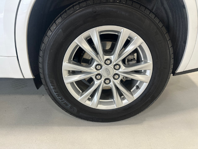 Certified 2024 Cadillac XT6 Luxury w/ LPO, Floor Liner Package AWD/4WD image 10