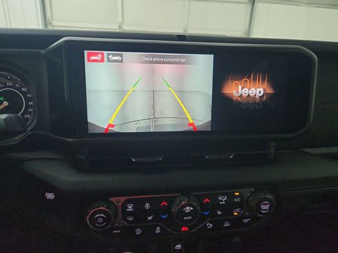 New 2026 Jeep Wrangler Unlimited Rubicon image 25