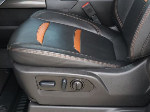 Used 2023 GMC Sierra 3500 AT4 w/ Gooseneck/5TH Wheel Package image 16