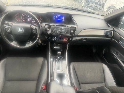 Used 2016 Honda Accord Sport image 28