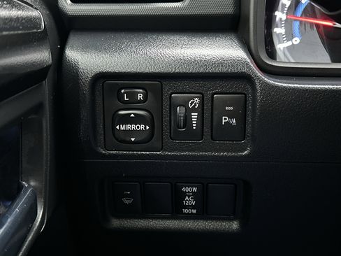 Used 2019 Toyota 4Runner Limited image 19