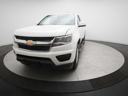 Used 2018 Chevrolet Colorado LT RWD image 12