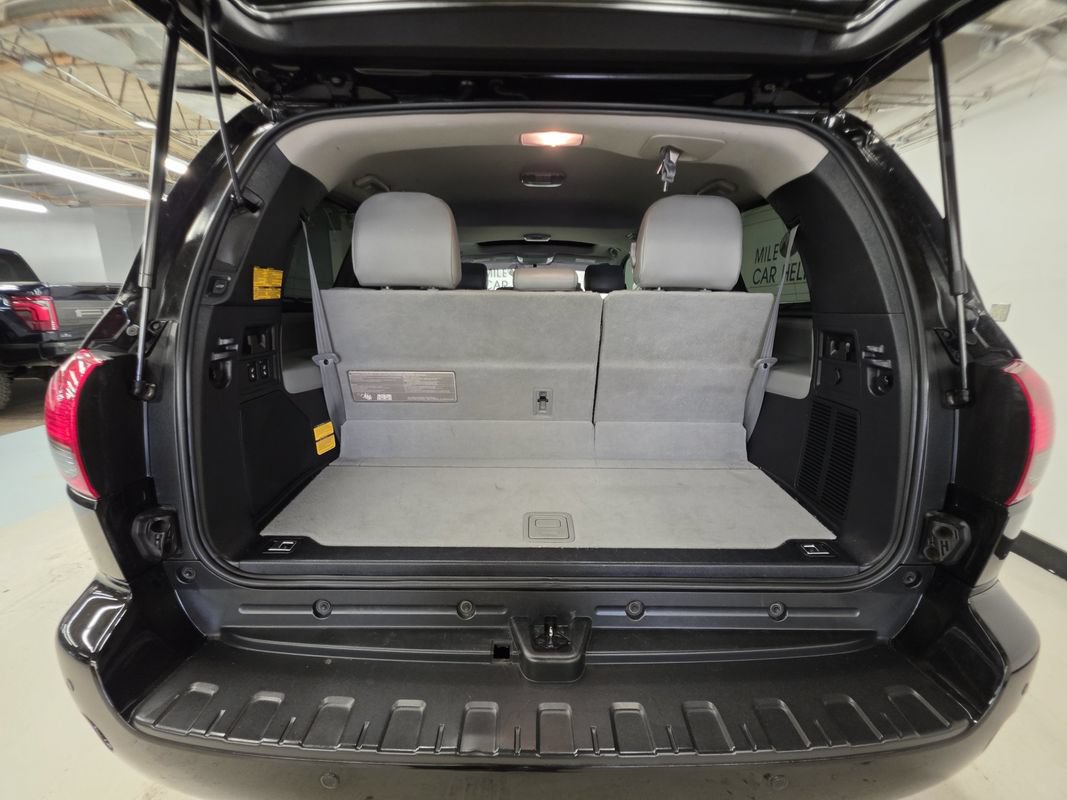 Used 2013 Toyota Sequoia Limited AWD/4WD image 24