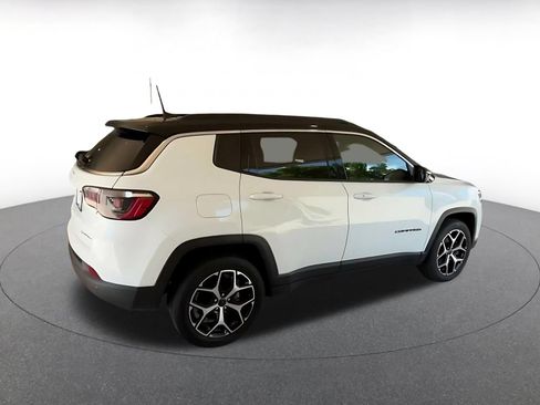 Used 2025 Jeep Compass Limited AWD/4WD image 14