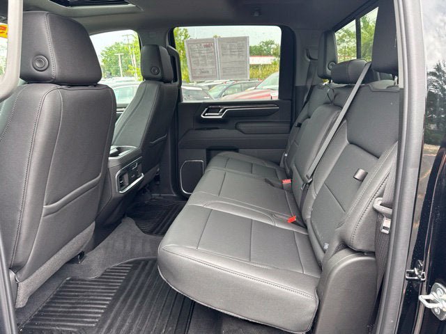 Used 2025 Chevrolet Silverado 2500 LTZ w/ LTZ Plus Package AWD/4WD image 19