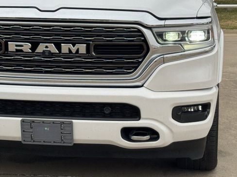 Used 2020 RAM 1500 Limited image 10