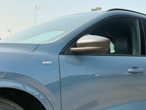 Used 2023 Ford Escape ST-Line AWD/4WD image 40