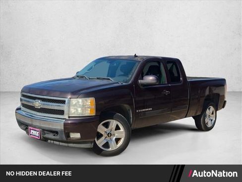 Used 2008 Chevrolet Silverado 1500 LT w/ Texas Edition RWD image 1