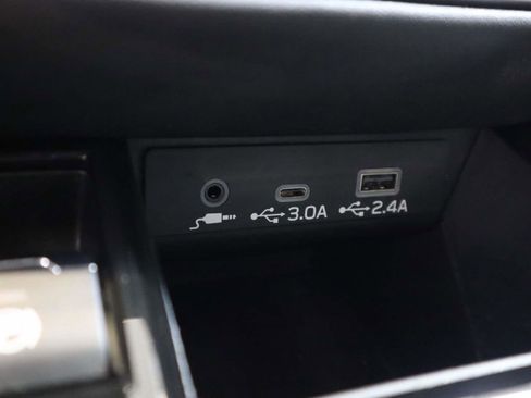 Used 2024 Subaru Outback Limited AWD/4WD image 36