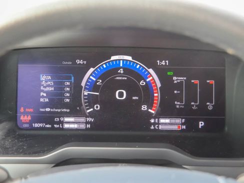 Used 2025 Toyota Tundra Limited w/ Power Package AWD/4WD image 13