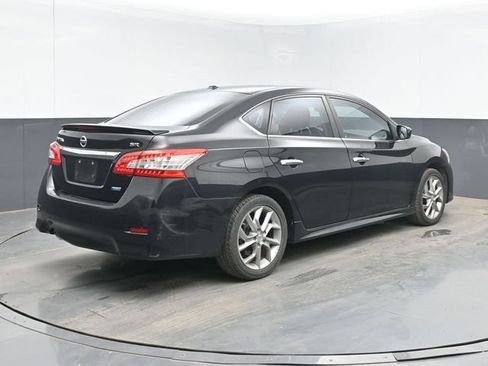 Used 2013 Nissan Sentra SR w/ Driver Pkg FWD image 10