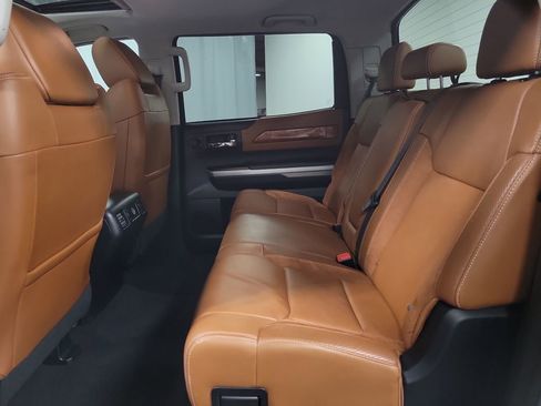 Used 2014 Toyota Tundra Platinum image 21