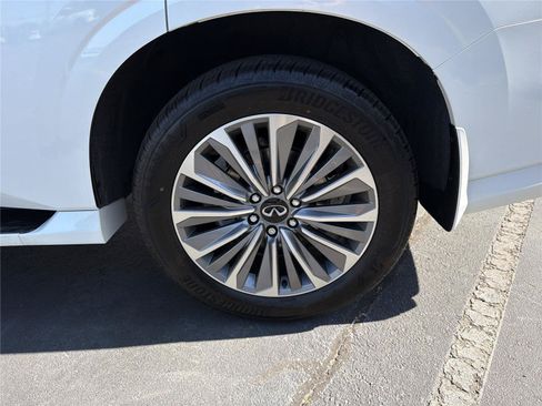 New 2026 INFINITI QX80 Luxe w/ Cargo Package AWD/4WD image 31