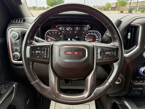 Used 2021 GMC Sierra 1500 AT4 w/ AT4 Preferred Package AWD/4WD image 11