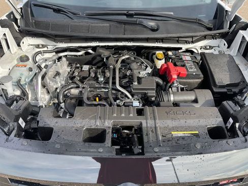 New 2025 Nissan Kicks SR image 22