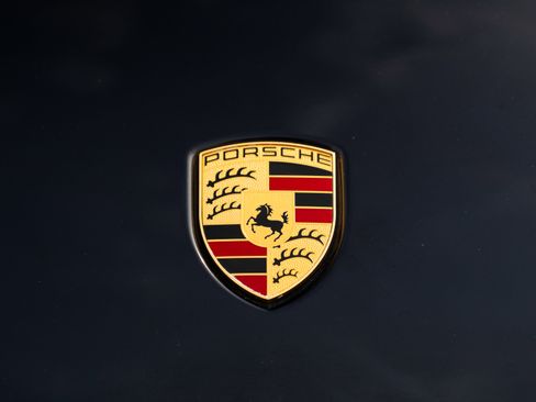 Used 2021 Porsche Cayenne image 40