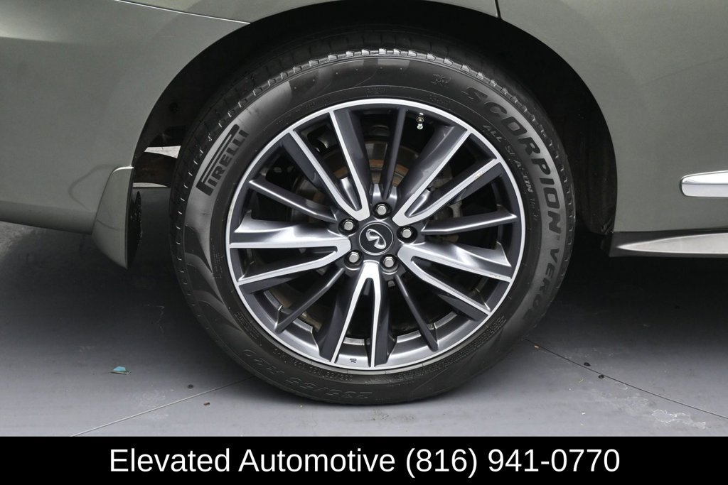 Used 2017 INFINITI QX60 Luxe w/ Deluxe Technology Package AWD/4WD image 5