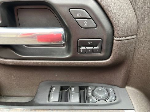 Used 2023 GMC Sierra 3500 Denali w/ Denali Ultimate Package AWD/4WD image 26