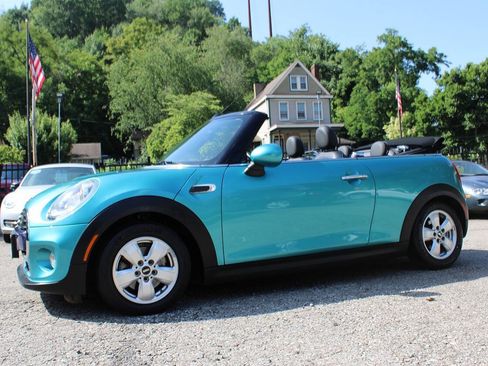 Used 2017 MINI Cooper Convertible FWD image 6