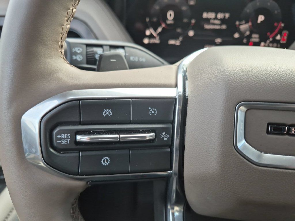 Used 2026 GMC Yukon XL Denali AWD/4WD image 15
