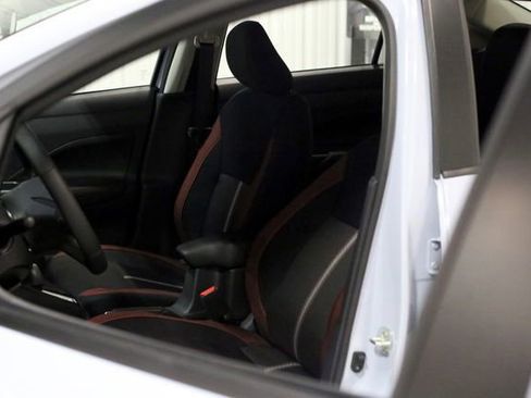 New 2025 Nissan Versa SR w/ Trunk Package image 8