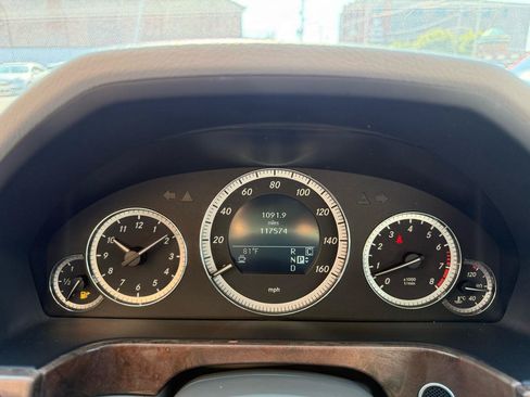 Used 2011 Mercedes-Benz E 350 4MATIC Wagon image 15